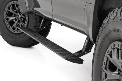 Rough Country Suspension Systems - Rough Country Power Running Boards Black 15-24 F150/Super Duty Crew PSR71520