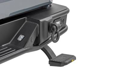 Rough Country Suspension Systems - Rough Country Retractable Truck Bed Step Black for 20-25 Gladiator PW050158