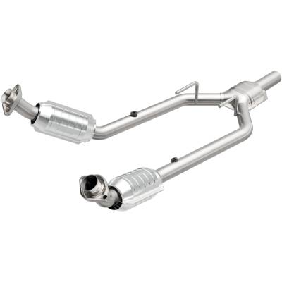 MagnaFlow Exhaust Products - MagnaFlow 23325 HM Grade Direct-Fit Catalytic Converter for Ford & Mercury