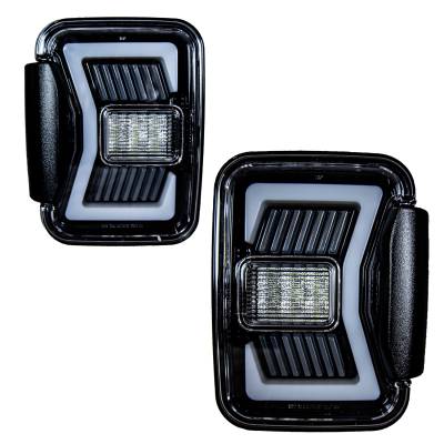 Winjet - Winjet CTRNG0668-GBC-SQ LED Taillights w/LED &Brake Set for 20+ Jeep Gladiator