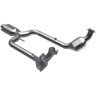 MagnaFlow Exhaust Products - MagnaFlow 441111 Direct Fit California CARB OBDII Catalytic Converter Ford