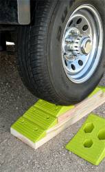 Hopkins Towing Solution - Hopkins Towing 08200 Endurance RV Leveling Kit w/Wheel Chock - Image 2