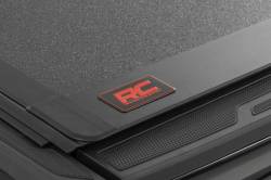 Rough Country Suspension Systems - Rough Country Hard Tri-Fold Tonneau Cover for 24-25 Toyota Tacoma 6' 49420650 - Image 4
