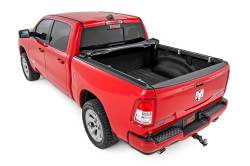 Rough Country Suspension Systems - Rough Country Soft Roll-up Vinyl Tonneau Cover for 19-24 Ram 1500 5.7' 42320550 - Image 4
