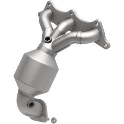 MagnaFlow Exhaust Products - MagnaFlow 50677 Direct Fit Catalytic Converter 49 State for Mitsubishi - Image 1