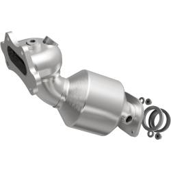 MagnaFlow Exhaust Products - MagnaFlow 5631735 California Manifold Catalytic Converter - Image 1