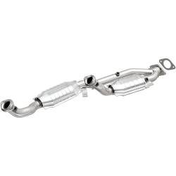 MagnaFlow Exhaust Products - MagnaFlow 23543 Direct Fit Catalytic Converter 49 State Ford - Image 1