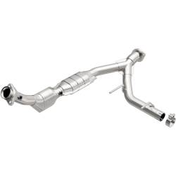 MagnaFlow Exhaust Products - MagnaFlow 24414 HM Grade Direct-Fit Catalytic Converter - Image 1