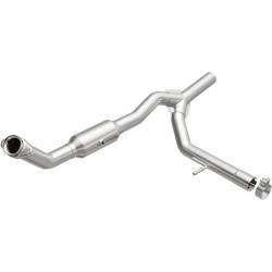 MagnaFlow Exhaust Products - MagnaFlow 5551695 California Direct-Fit Catalytic Converter - Image 1