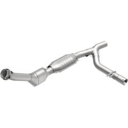 MagnaFlow 447116 Direct Fit California OBDII Catalytic Converter Ford