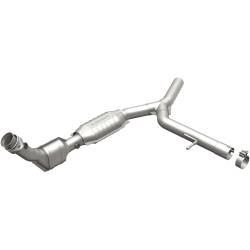 MagnaFlow Exhaust Products - MagnaFlow 49706 Direct Fit Catalytic Converter 49 State Ford - Image 1
