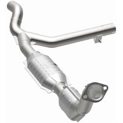 MagnaFlow Exhaust Products - MagnaFlow 51116 Direct Fit Catalytic Converter 49 State Ford - Image 2