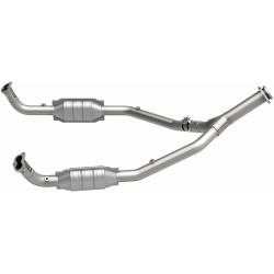 MagnaFlow Exhaust Products - MagnaFlow 93696 Direct Fit Catalytic Converter 49 State Land Rover - Image 2