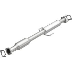 MagnaFlow Exhaust Products - MagnaFlow 52821 OEM Grade Direct-Fit Catalytic Converter - Image 1