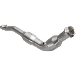 MagnaFlow Exhaust Products - MagnaFlow 21-717 OEM Grade Direct-Fit Catalytic Converter - Image 1