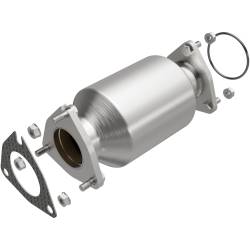 MagnaFlow Exhaust Products - MagnaFlow 52747 OEM Grade Direct-Fit Catalytic Converter - Image 1