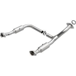 MagnaFlow Exhaust Products - MagnaFlow 5551672 California Direct-Fit Catalytic Converter - Image 1