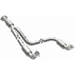 MagnaFlow Exhaust Products - MagnaFlow 5582812 California Direct-Fit Catalytic Converter - Image 2