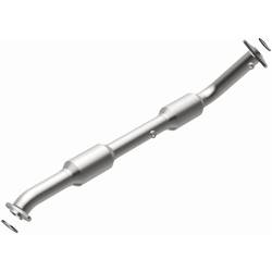 MagnaFlow Exhaust Products - MagnaFlow 5582632 California Direct-Fit Catalytic Converter - Image 2