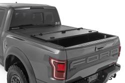 Rough Country Suspension Systems - Rough Country 49221550 Hard Tri-Fold Tonneau Cover 21-24 Ford F150 5.5' - Image 5