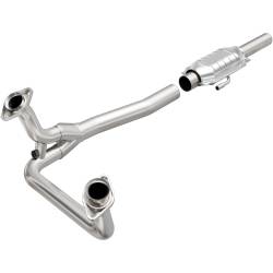 MagnaFlow Exhaust Products - MagnaFlow 93307 Standard Grade Direct-Fit Catalytic Converter for Ford - Image 1
