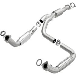 MagnaFlow Exhaust Products - MagnaFlow 52113 Direct-Fit Catalytic Converter for Chevrolet & GMC - Image 1