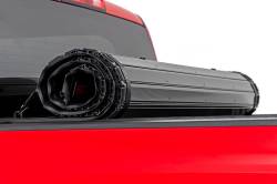 Rough Country Suspension Systems - Rough Country Hard Roll-up Tonneau Cover 14-18 Silverado/Sierra 5.8' 50214550 - Image 4