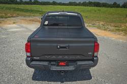 Rough Country Suspension Systems - Rough Country Hard Roll-up Tonneau Cover for 16-23 Toyota Tacoma 5' 50420500 - Image 4