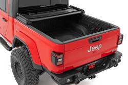Rough Country Suspension Systems - Rough Country Soft Tri-Fold Tonneau Cover for 20-25 Gladiator 5' 41620500A - Image 2
