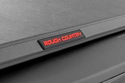Rough Country Suspension Systems - Rough Country Soft Tri-Fold Tonneau Cover for 14-25 Nissan Titan 5.5' 41816555A - Image 5