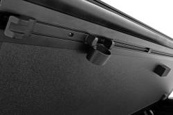 Rough Country Suspension Systems - Rough Country Hard Tri-Fold Tonneau Cover for 20-24 Gladiator 5' 49620500 - Image 5
