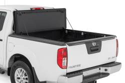 Rough Country Suspension Systems - Rough Country Hard Tri-Fold Tonneau Cover for 05-21 Nissan Frontier 5' 49520501 - Image 2