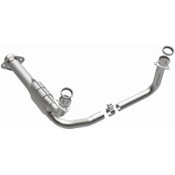 MagnaFlow Exhaust Products - MagnaFlow 23256 Standard Grade Direct-Fit Catalytic Converter for Chevy GMC - Image 2