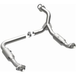 MagnaFlow Exhaust Products - MagnaFlow 49672 Direct Fit Catalytic Converter 49 State Ford & Mercury - Image 2