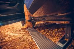 AMP Research - AMP Research 76240-01A PowerStep Plug-N-Play System for 19-22 1500 - Image 1