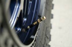 Smittybilt - Smittybilt 2923 Adjustable Valve Stem Tire Deflators Brass 4PC Set - Image 6