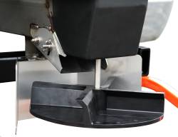 SaltDogg - SaltDogg Salt Spreader 8.0 Cubic Foot Tailgate Hitch Mount TGS03 - Image 4