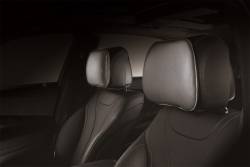 3D MAXpider 3162-01 Leather Headrest