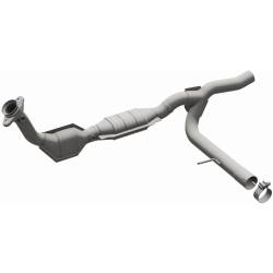 MagnaFlow Exhaust Products - MagnaFlow 24090 HM Grade Direct-Fit Catalytic Converter for Ford/Lincoln - Image 2