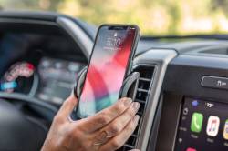 Husky Liners - Husky Liners 87000 Claw Mount Vent Phone Holder - Image 1