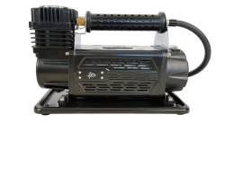 Up Down Air - Up Down Air 12099917 Air Compressor 5.6 CFM Kit w/Storage Bag Hose & Attachments - Image 3