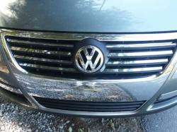 Quality Automotive SG26675 Grille Accent Kit for Volkswagen Passat