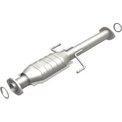 MagnaFlow 23770 HM Grade Direct-Fit Catalytic Converter for 00-04 Toyota Tacoma