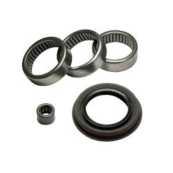 Yukon Gear and Axle - Yukon Gear AK GM9.25IFS Front Axle Bearing/Seal Kit for 88-10 Chevy/GMC GM9.25" - Image 1