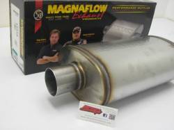 MagnaFlow Exhaust Products - MagnaFlow 12216 Straight-Through Muffler 2.5" Center/Center 5x14x8 Body - Image 4