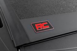 Rough Country Suspension Systems - Rough Country 47120580B Lo-Pro Hard Folding Tonneau Cover for Silv/Sierra 5.10' - Image 6
