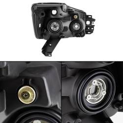 xTune Auto - xTune Auto 5077080 Headlights Black/Clear - Image 2