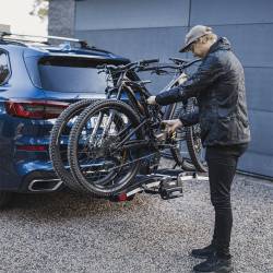 Thule - Thule 903202 EasyFold XT Hitch Mount Bike Rack - Image 6