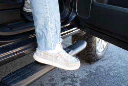 Fishbone Offroad - Fishbone Offroad FB21378 5" Oval Side Steps for 15-23 Ford F-Series Super Cab - Image 9