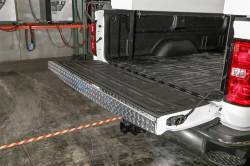 Dee Zee - Dee Zee DZ2116 Brite-Tread Protector Rounded Tailgate for 99-07 Chevy/GMC - Image 7